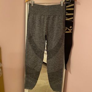 🧡 CLOSET CLEANOUT 5 for $50 SALE 🧡 VS PINK leggings